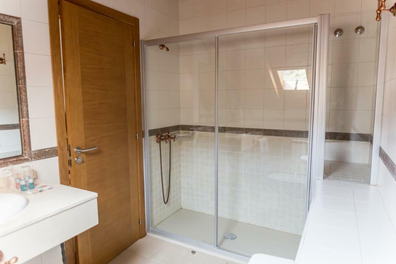 Hotel Ambasmestas Dış mekan fotoğraf