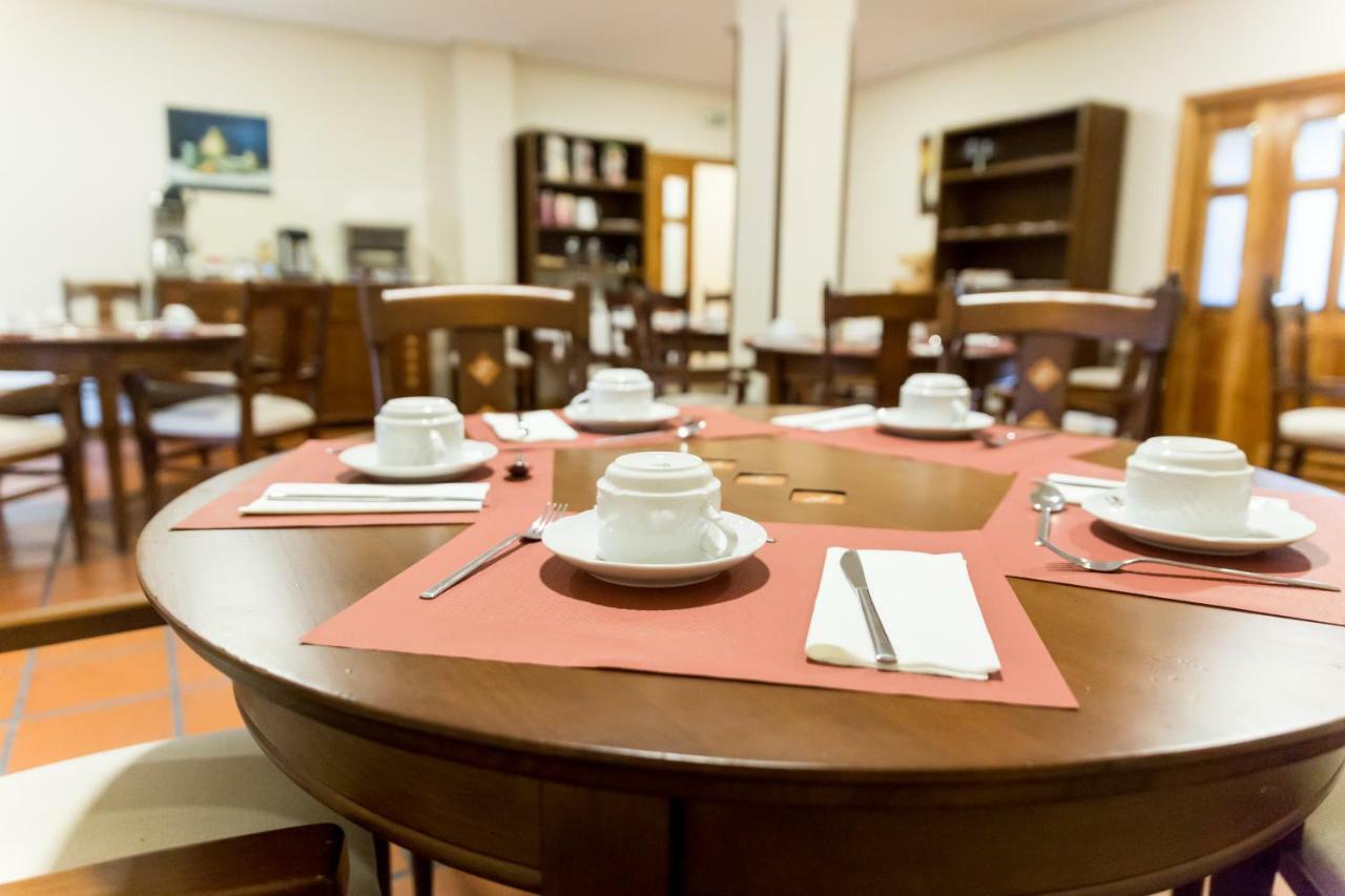 Hotel Ambasmestas Dış mekan fotoğraf